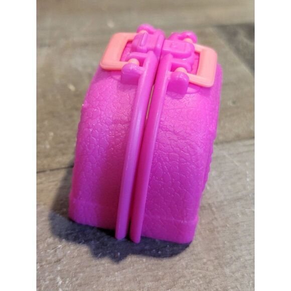 Moose pink vet carrier bag doll accessory toy figure - Picture 3 of 5